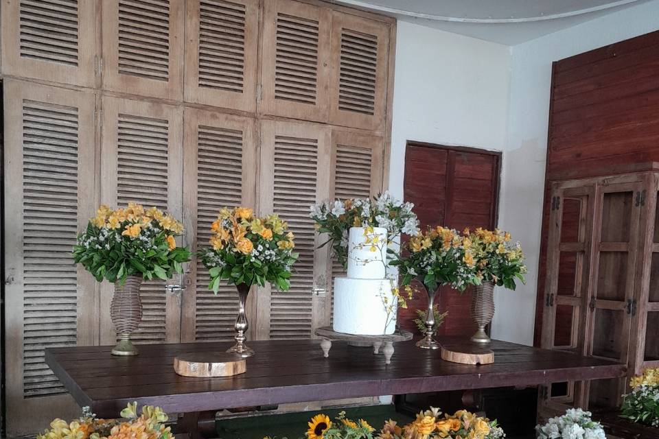 Quem aí gosta de amarelo?