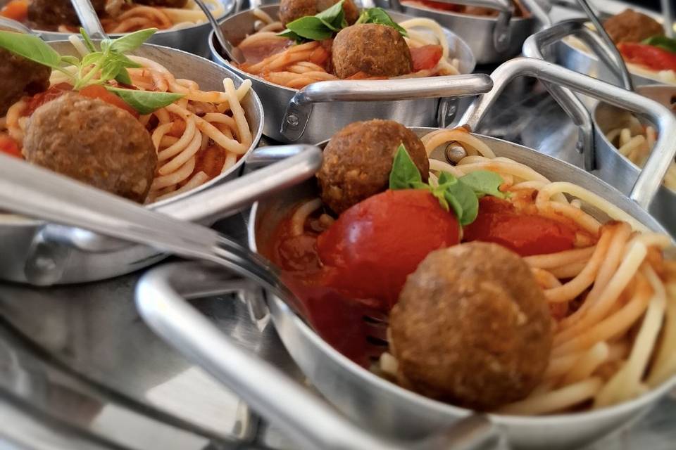 SPAGHET AO MOLHO POMODORO