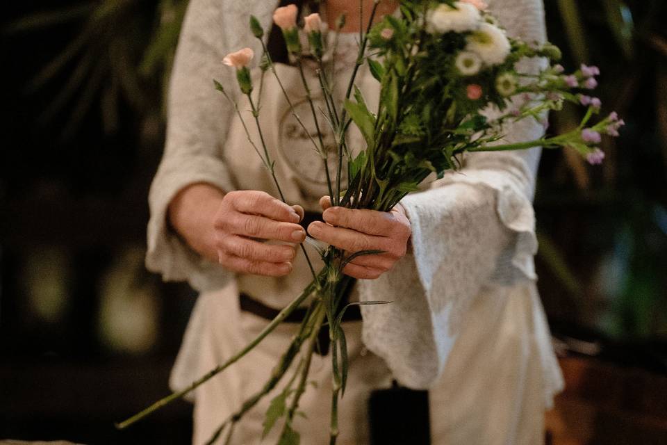 Flower bar