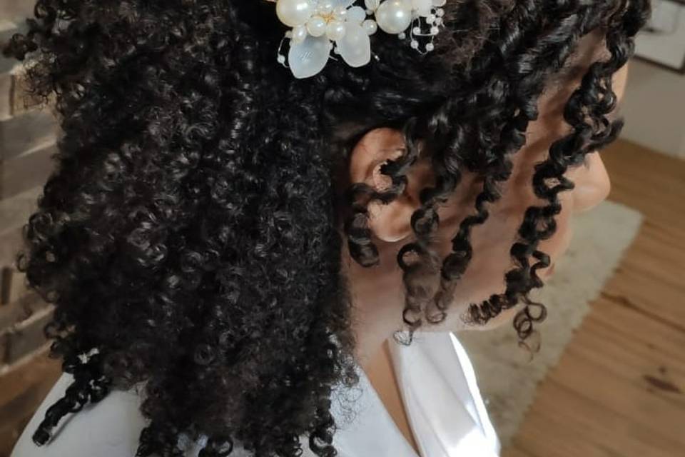 Lariça Lucchesi Makeup e Penteado