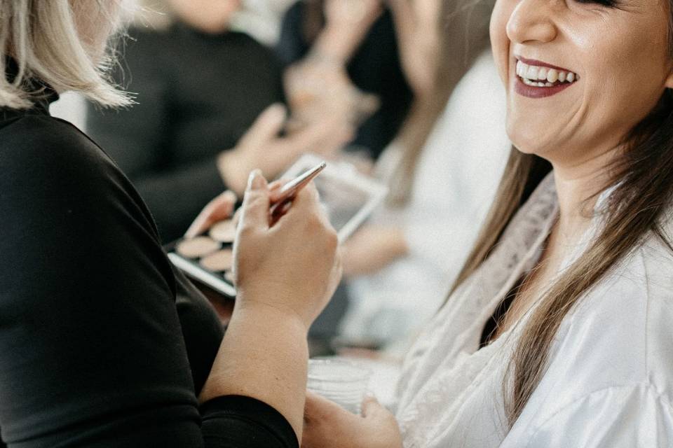 Lariça Lucchesi Makeup e Penteado