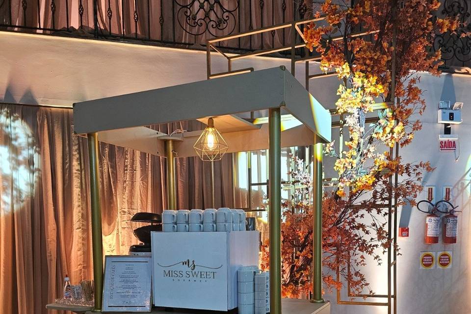 Estação de cafés para eventos.