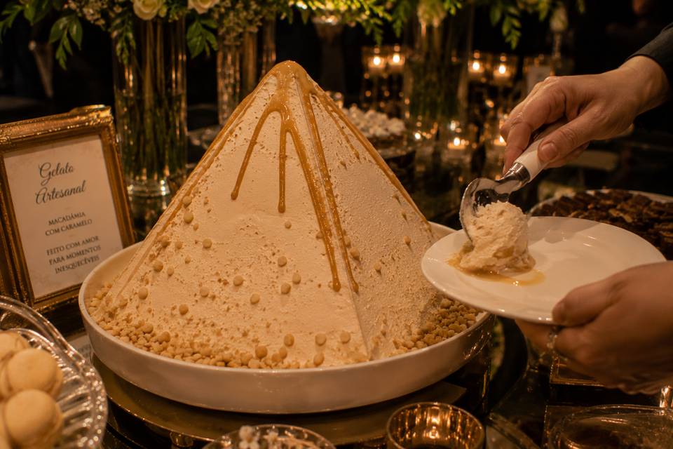 Pirâmide Gelato Macadâmia