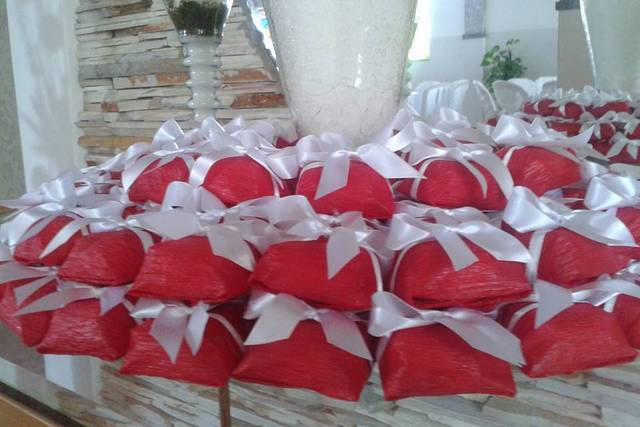 Bem-casados vermelho e branco