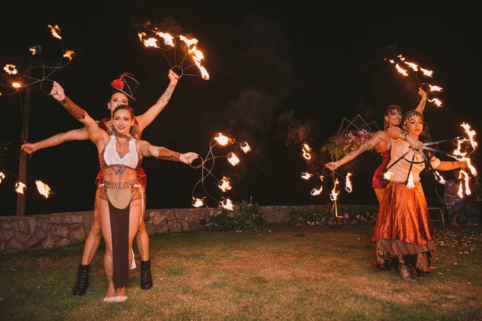 Artistas circenses para festa