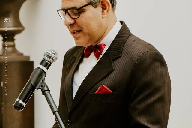 Renê RIbeiro Celebrante