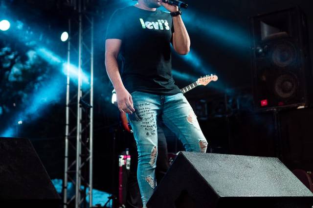 Cantor Robson Santos