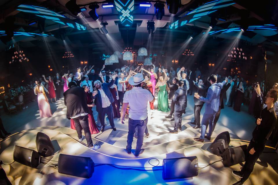 SERTANEJO CLÁSSICOS E RAÍZ
