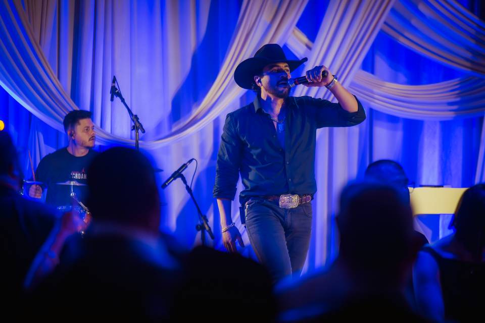 SERTANEJO CLÁSSICOS E RAÍZ
