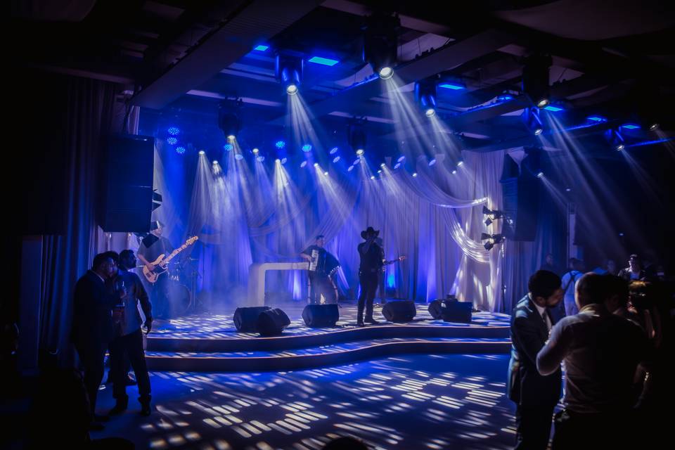 SERTANEJO CLÁSSICOS E RAÍZ