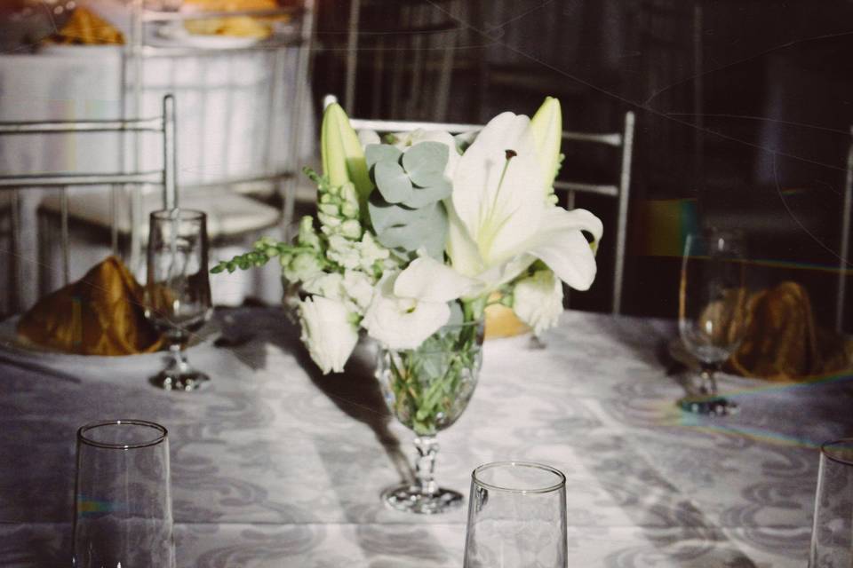 Mesa posta com elegância