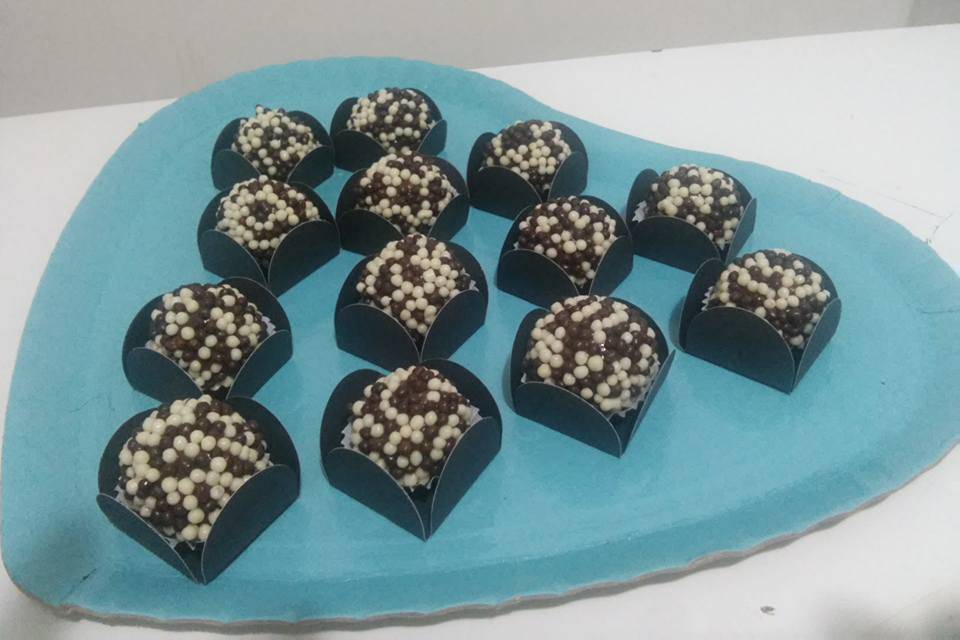 Doce Mimo Brigadeiros Gourmet