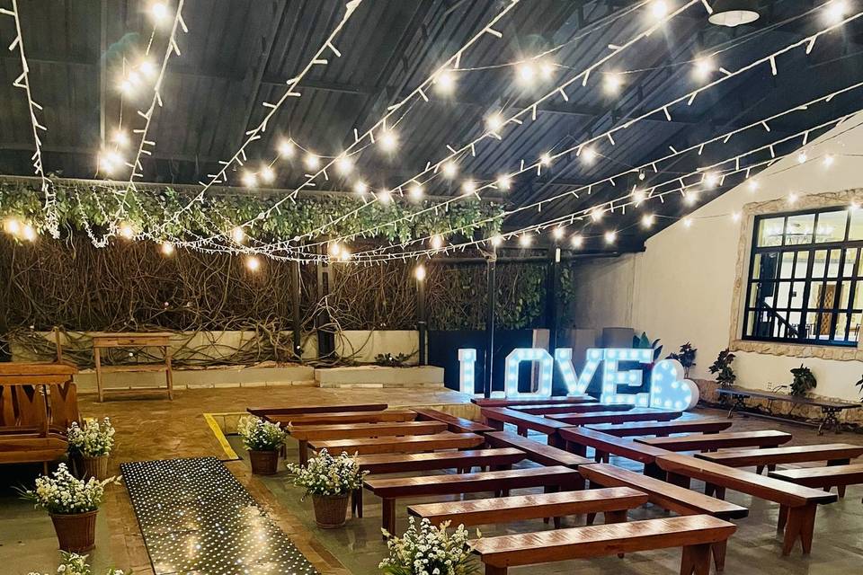Passarela de Led + Love