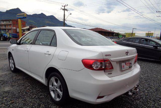 Toyota Corolla XEI