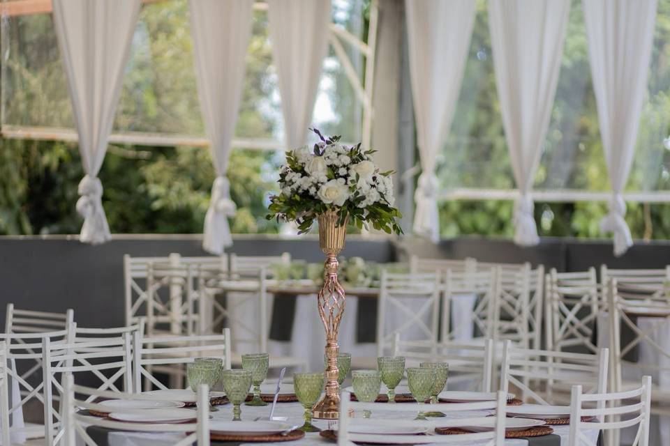 Mesa de convidados decorada