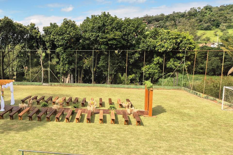 Decoracao cerimônia campo