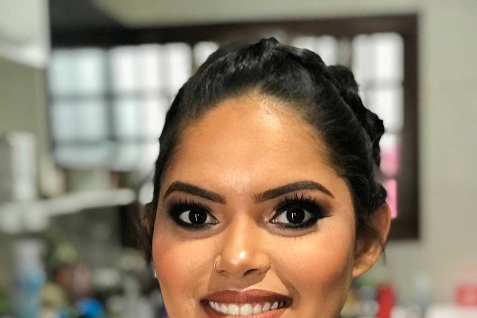 Aline Santos Makeup