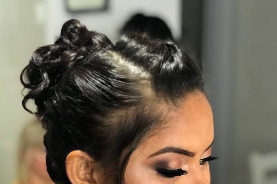 Aline Santos Makeup