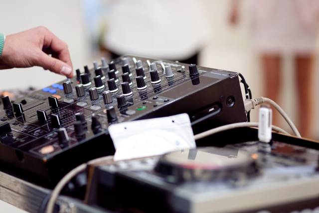 Equipamentos de DJ profissionais