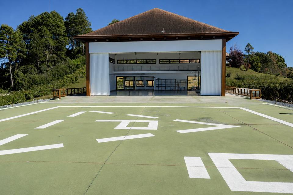 Hangar e Heliponto