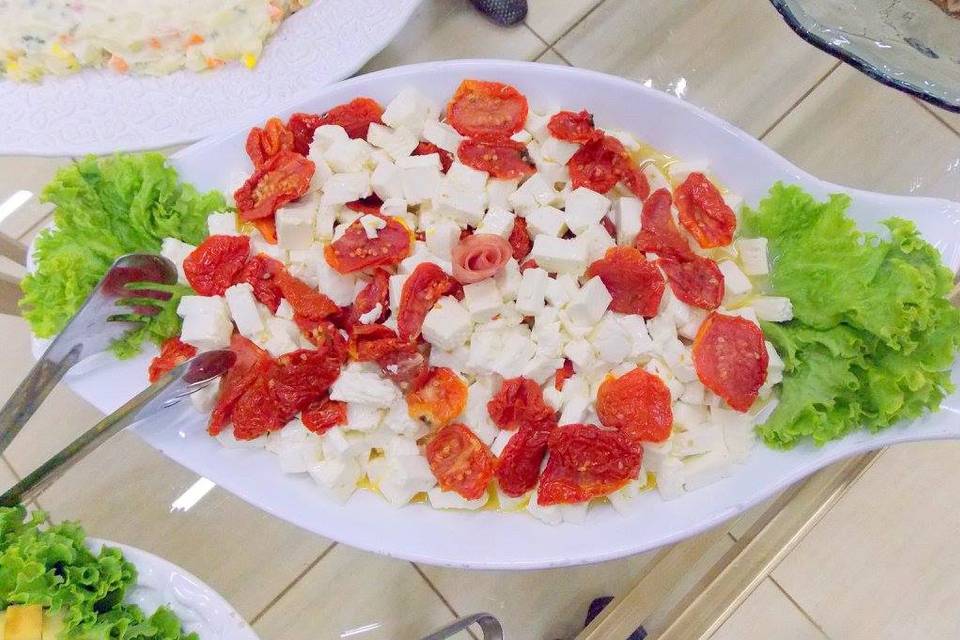 Queijo fresco com tomate seco