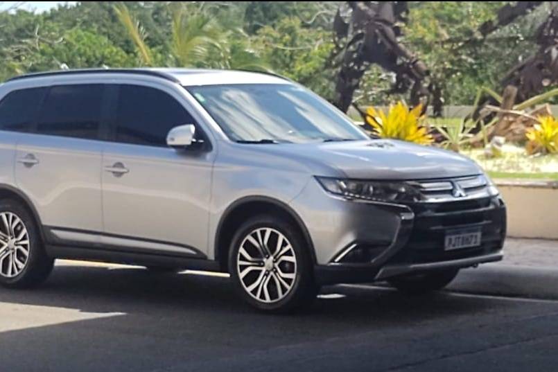 Outlander Suv Executivo