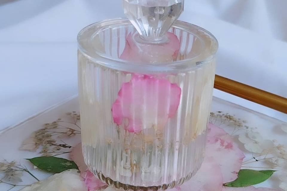 Pote com flores do buquê