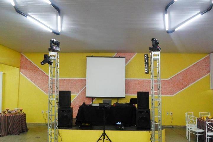 Torre com Moving Head
