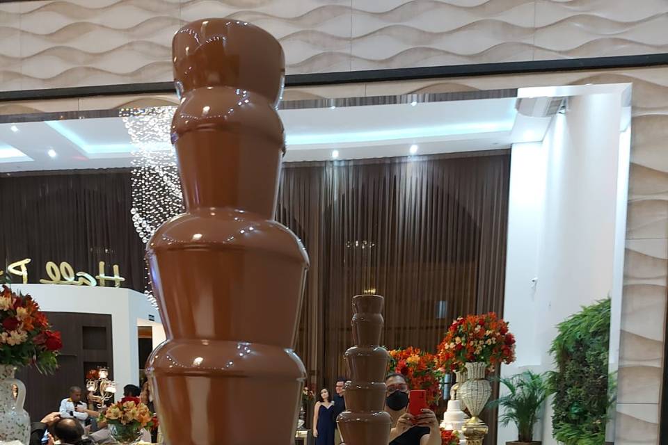 Márcia Galvão- Cascata de Chocolate