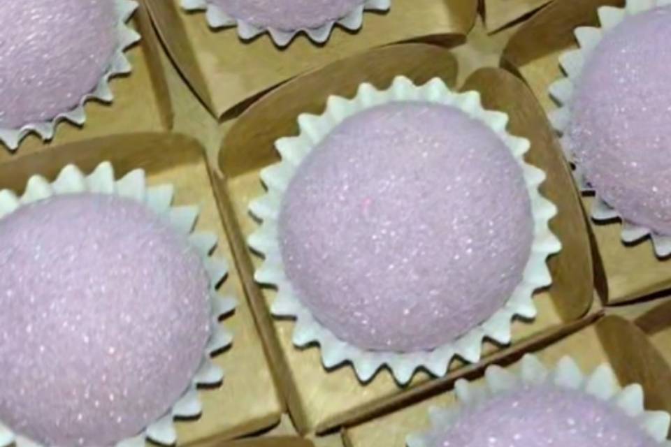 Brigadeiro branquinho de leite