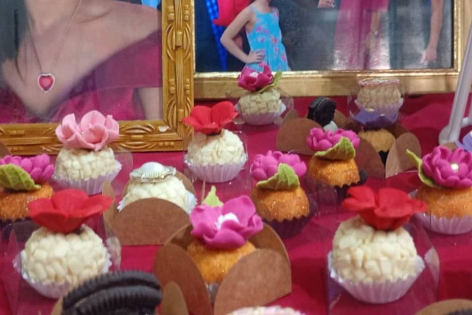 Brigadeiros florais