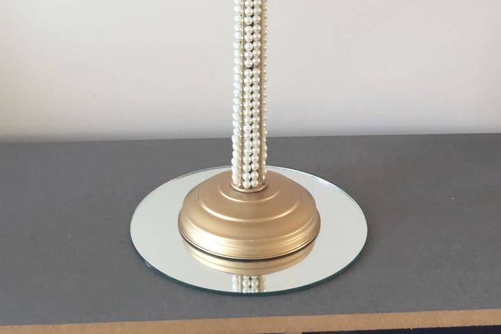Candelabro em perolas