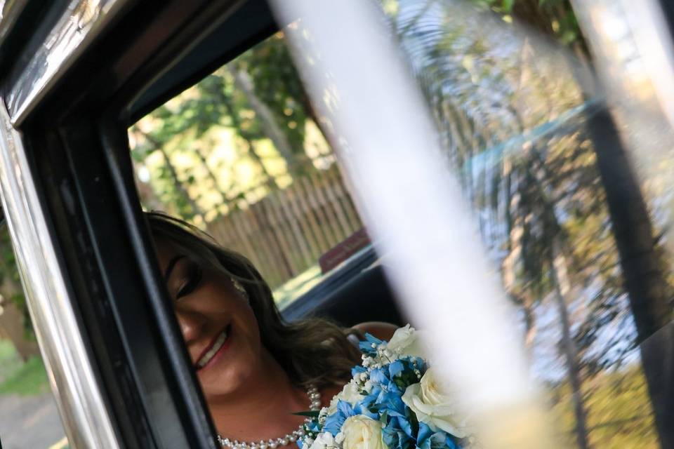Noiva no carro
