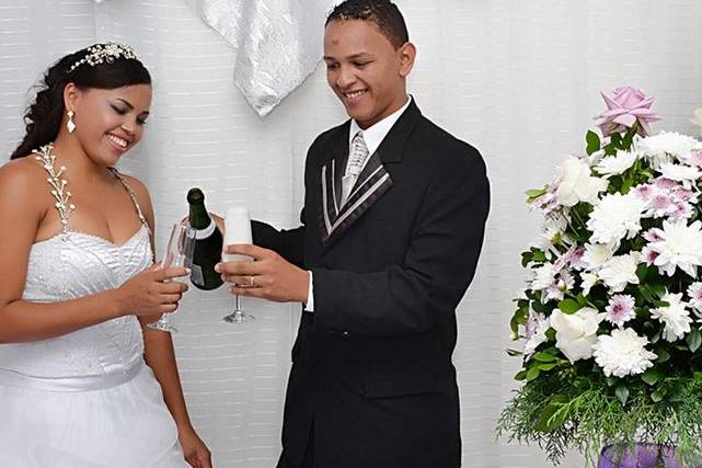 Ele imortaliza seu casamento