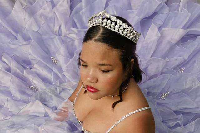 Debutante
