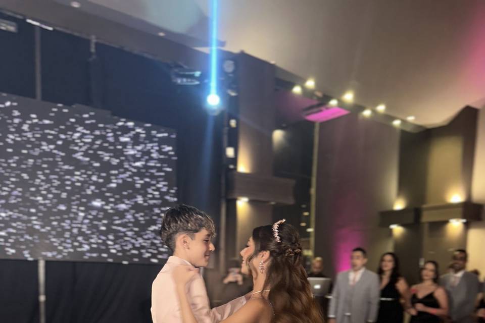 Debutante