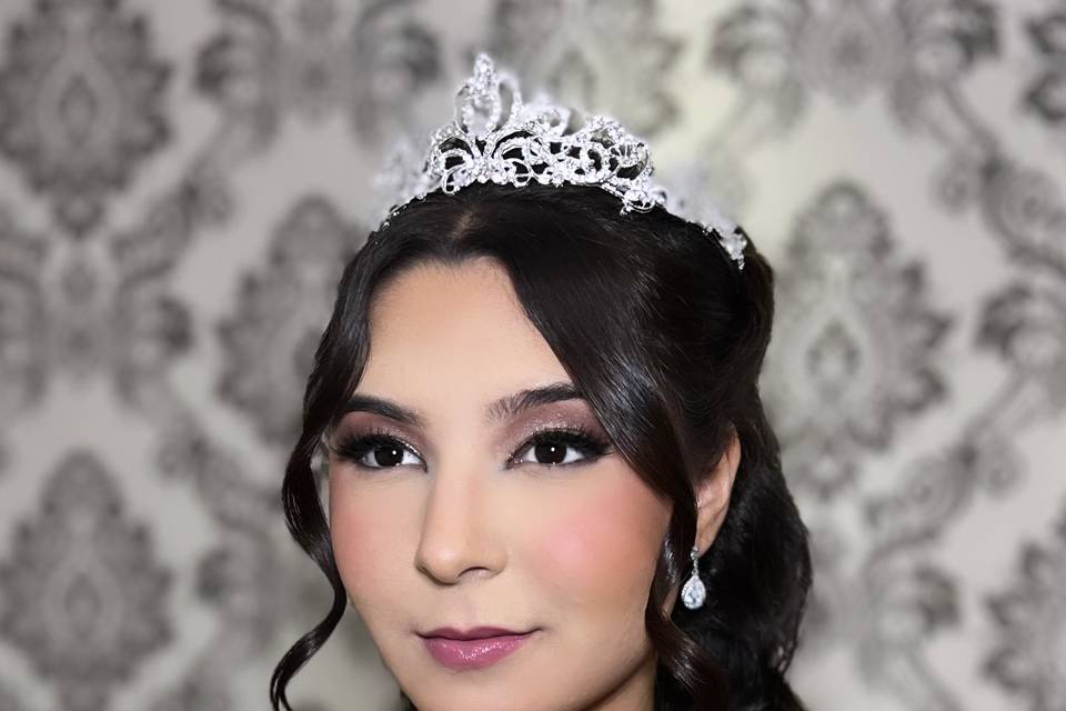 Debutante