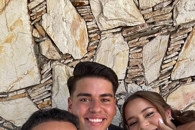 Samuel & Thays