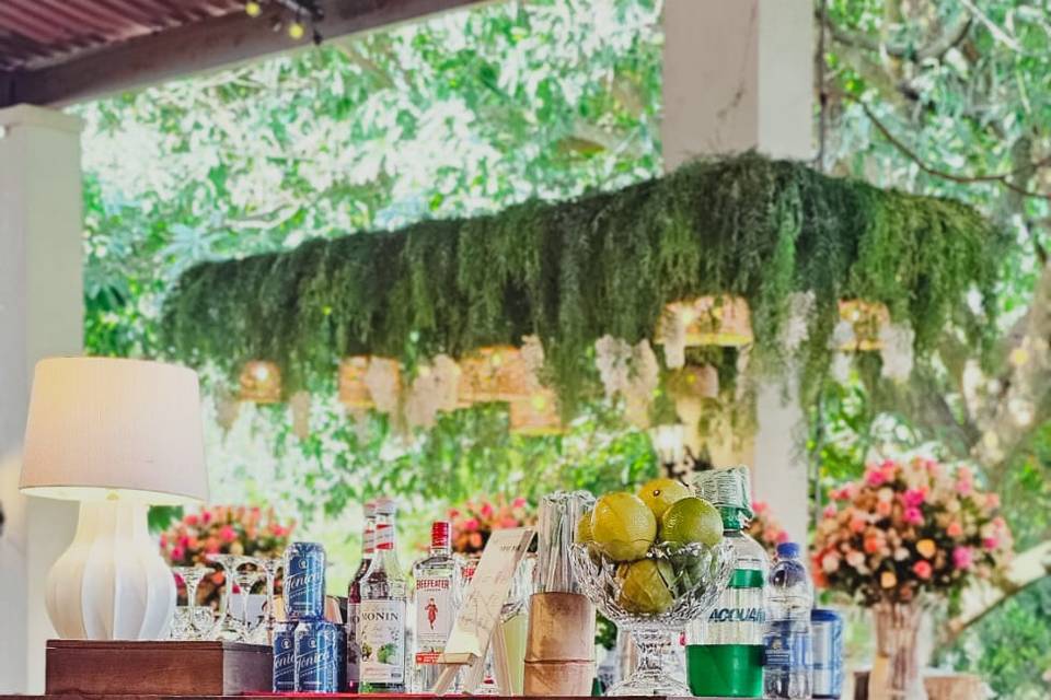 Los Guapos Luxurys Bar