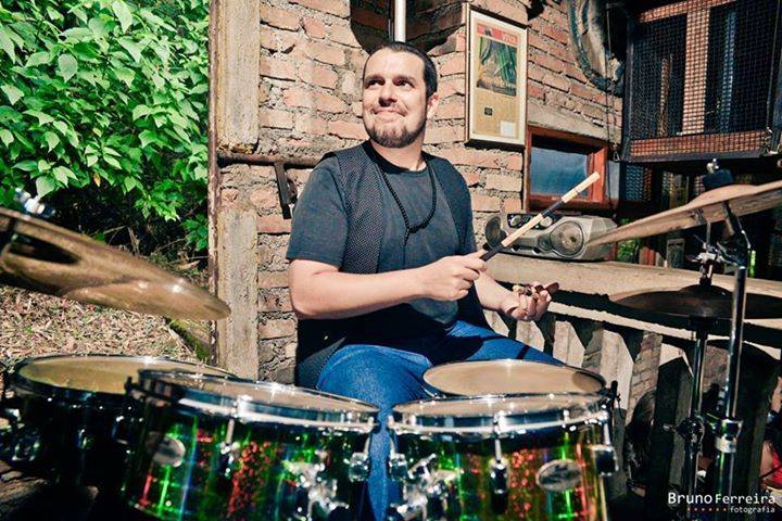 Thiago Bustamante