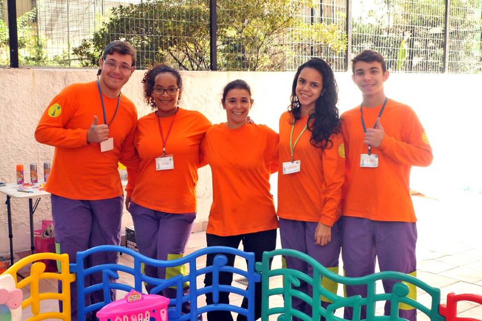 Monitores uniformizados