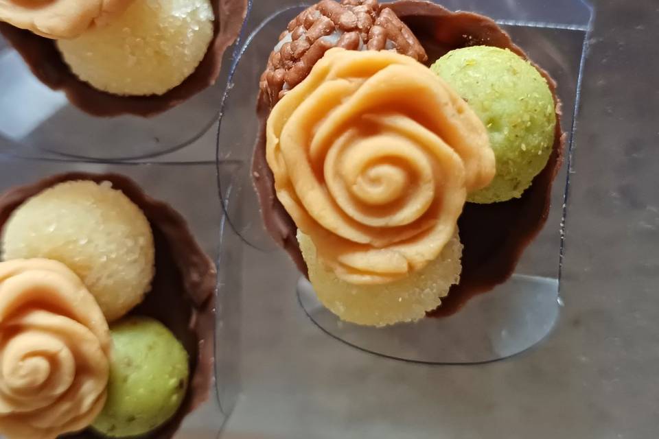 Roseta de caramelo com flor de