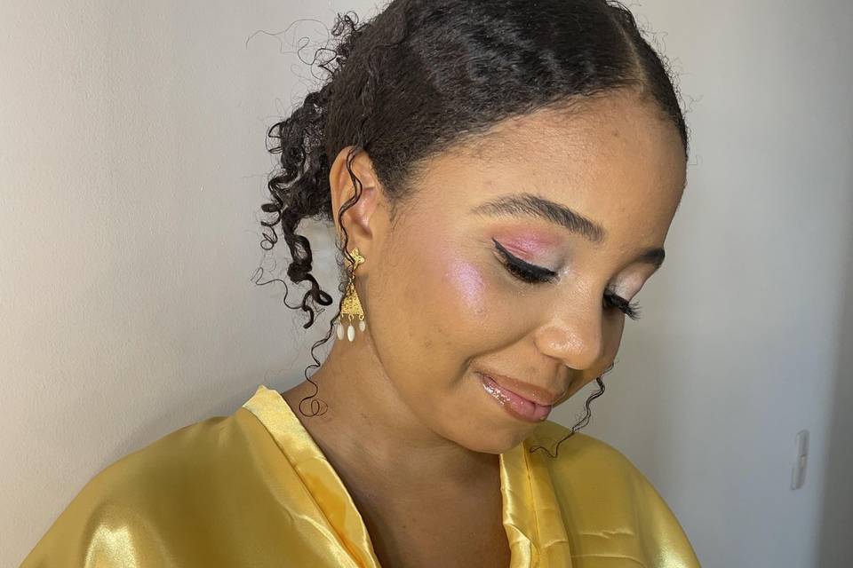 Debutante