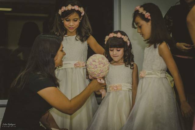 Damas