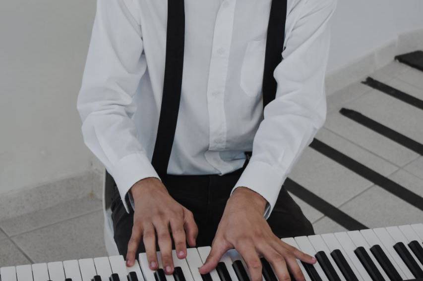 Sávio: pianista