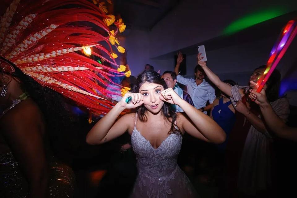 CASAMENTO COM SAMBA