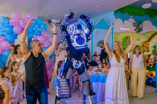 LED Robot