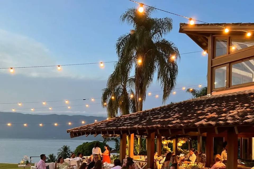 Casar na praia é tudo de bom!