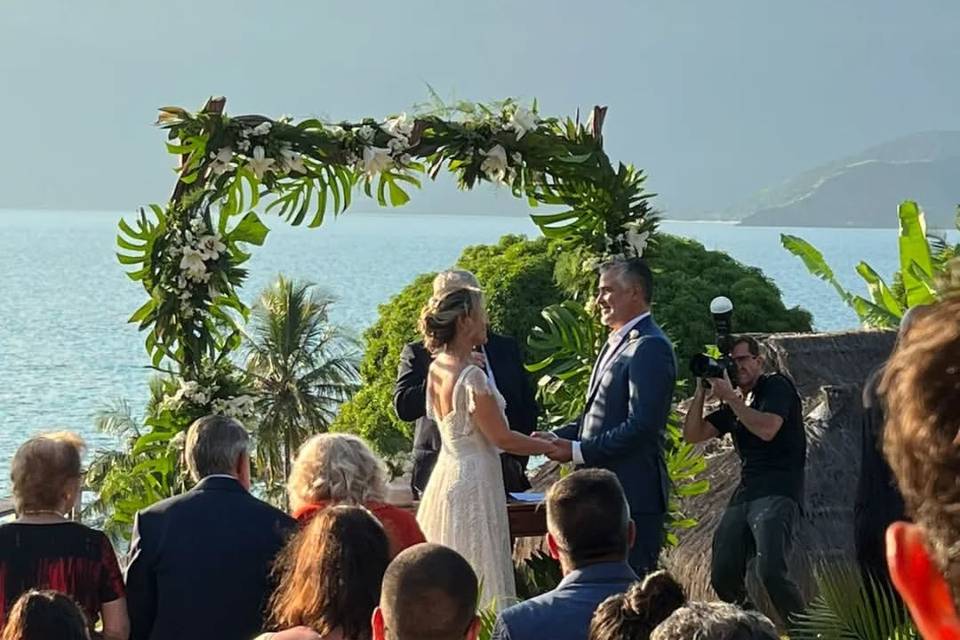 Casar na praia é tudo de bom!