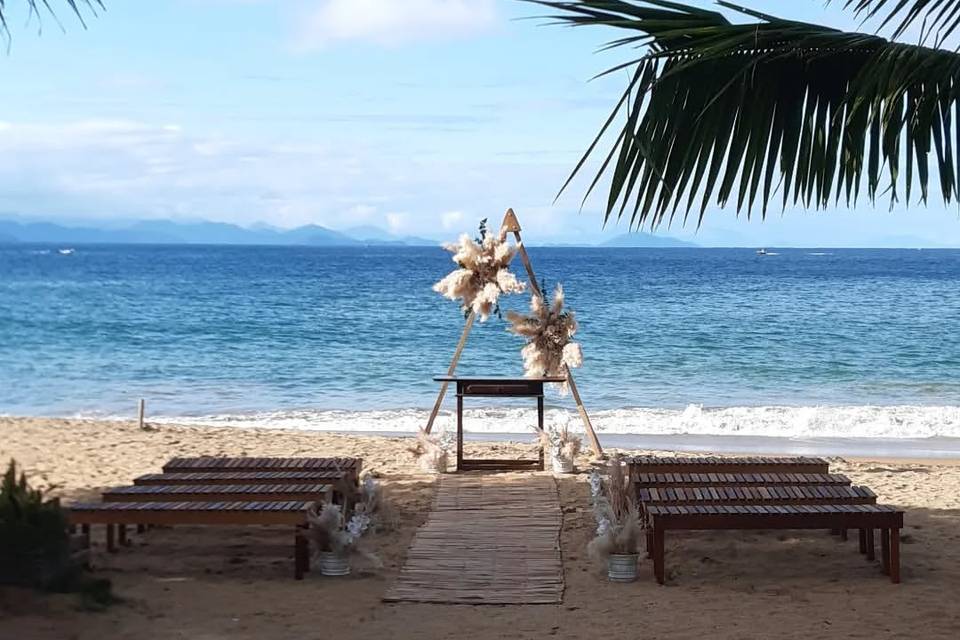 Casar na praia é tudo de bom!
